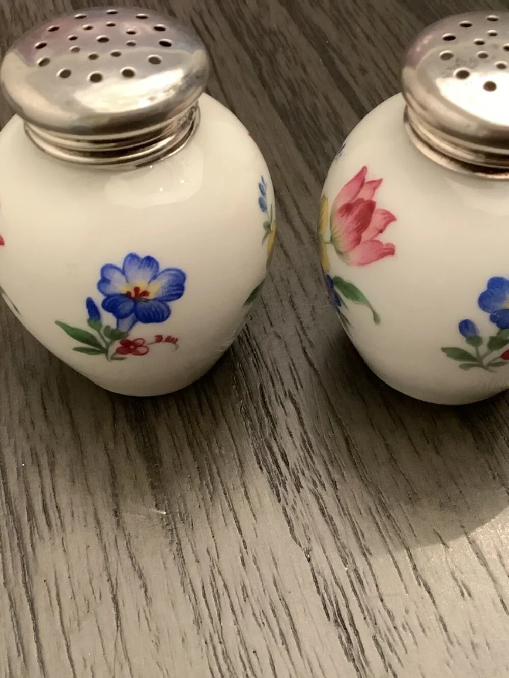 Vintage 1950's Salt Pepper Porcelain Shakers Hallmarked Thomas Germany 835 Lids